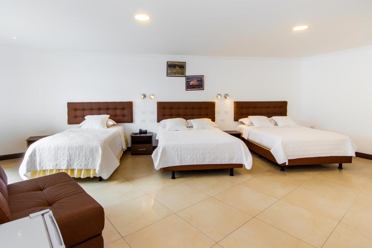 Grand Hotel Leon Marino Galapagos ปูแอร์โตอาโยรา ภายนอก รูปภาพ